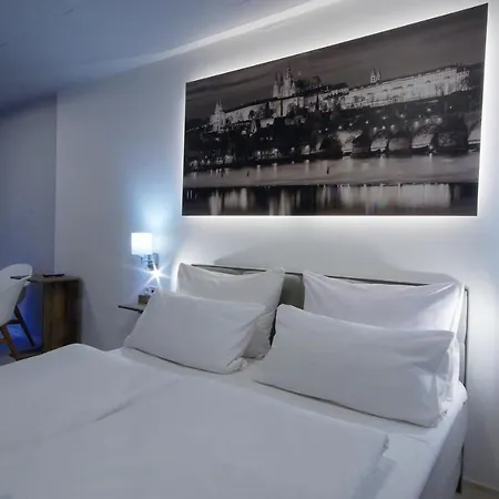 Adeba 호텔 프라하