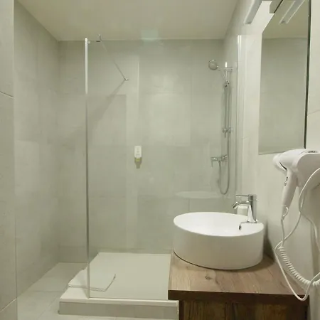 Adeba Plus Hotel 4*