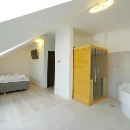 Adeba Plus Hotel 4*