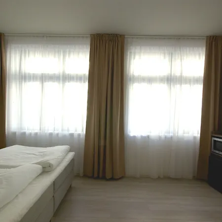 호텔 Adeba 프라하