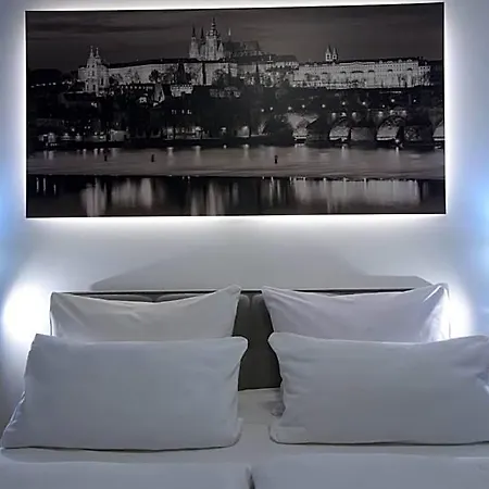 Hotel Adeba Praha
