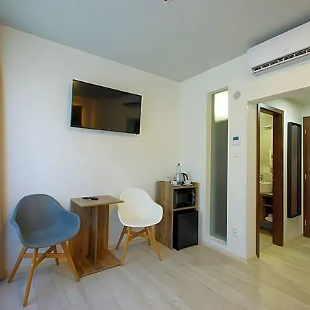 Adeba Hotel