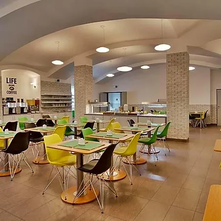 Hotel Adeba 4*