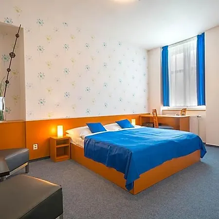Hotel Adeba 4*