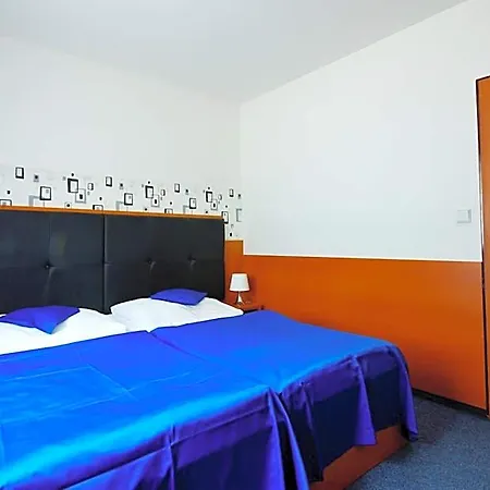 Adeba Hotel