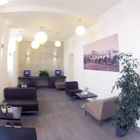 Hotel Adeba Plus