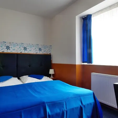 Adeba 4* Prague