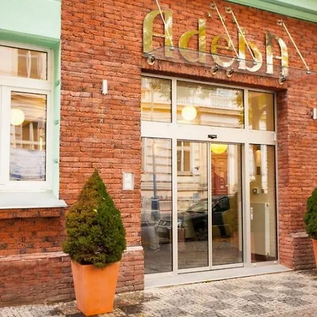 Отель Adeba