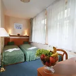 Hotel Adeba 4*